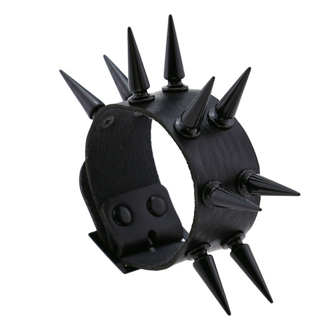 Brazalete negro de pinchos Punk