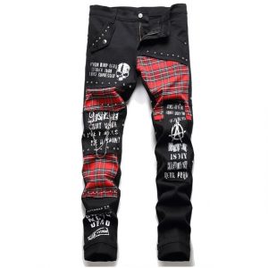 Pantalones Vaqueros Punk con retazos a cuadros remaches letras y dibujos punkis